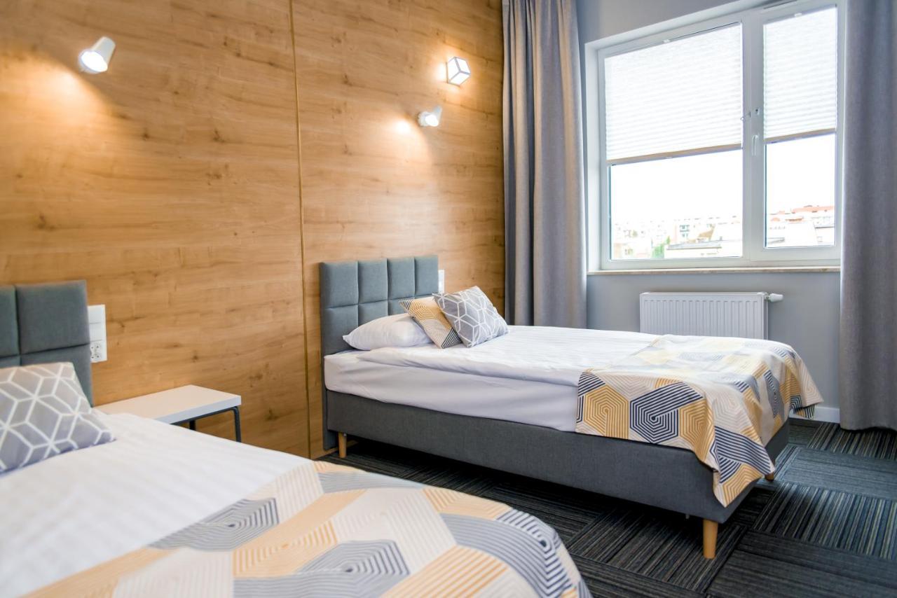 Hotel 107 Румя Экстерьер фото