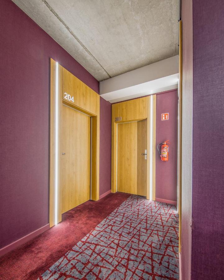 Hotel 107 Румя Экстерьер фото